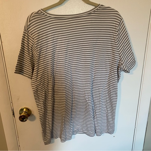 Eddie Bauer Striped Short Sleeve Shirt - Picture 2 of 3